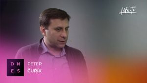 DNES: Peter Čuřík - zakladateľ a pastor zboru Slovo života v Bratislave